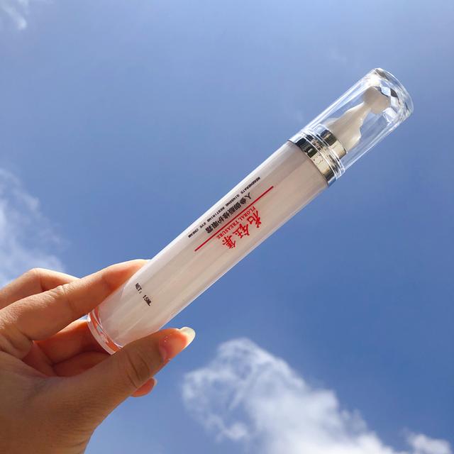 淡化眼部细纹的眼霜推荐（四款常用眼霜测评）(1)