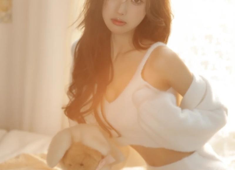 女人对你动情后，会有一个信号：失控