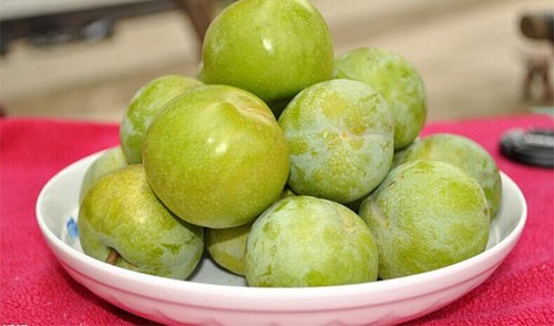 吃什么水果减肥最快 助减肥的水果推荐