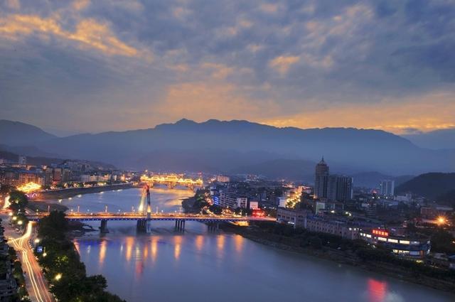 川藏318雅安打卡地（国道318川藏线自驾）(1)