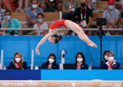 ​管晨辰女子平衡木摘金回放（女子平衡木夺冠）