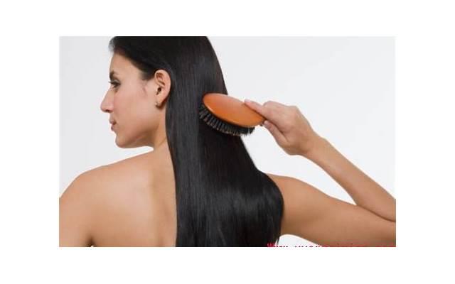 网恋如何聊天，异地网恋怎么维持感情(异地网恋怎么培养感情)