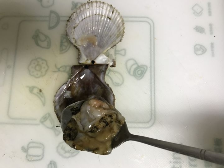 蒜蓉扇贝肉的做法（蒜蓉粉丝蒸扇贝的做法步骤）