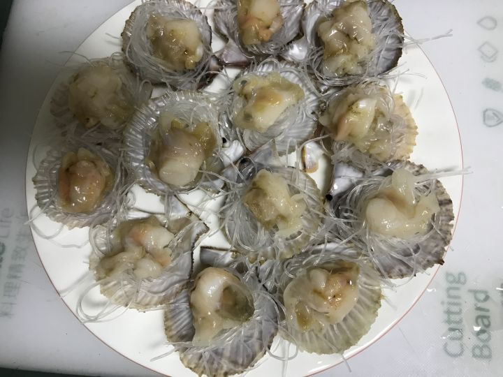 蒜蓉扇贝肉的做法（蒜蓉粉丝蒸扇贝的做法步骤）