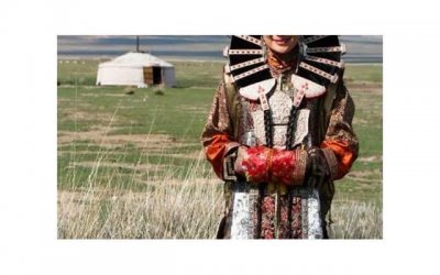 ​老公，你就不能给我爸妈也包一个新年红包，让他们高兴一下