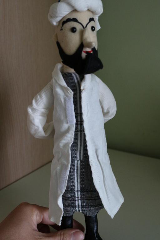 篮球队玩偶(当美队遇见他会怎样)(1)