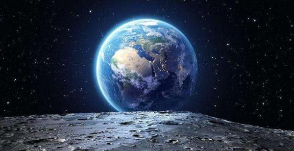 太阳和月球上有水吗