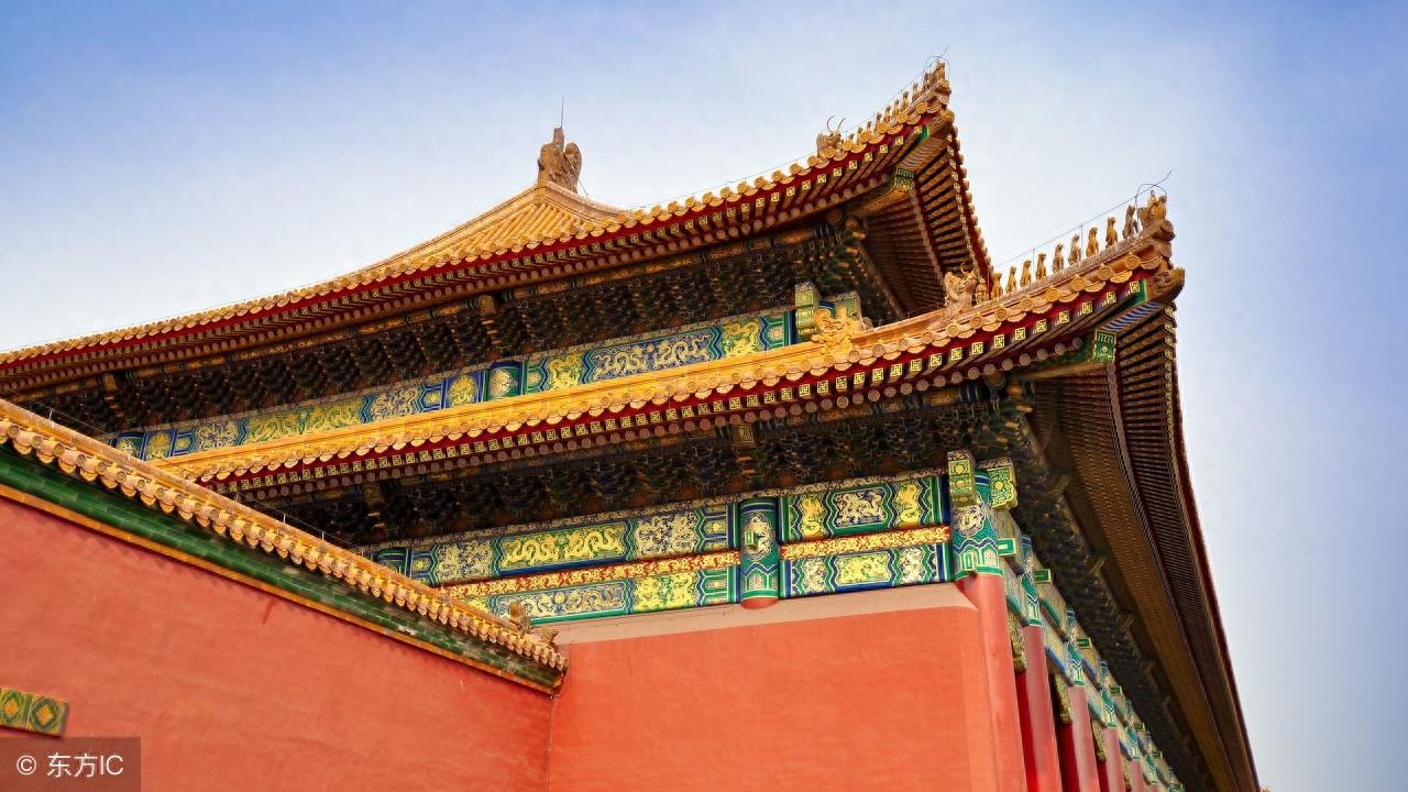 中国古代建筑屋顶形式——庑殿顶,造型大气舒展,威严庄重